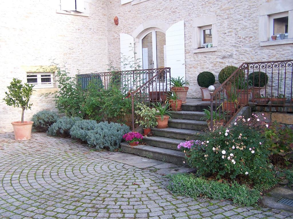 Maison d'hôtes Clos De Pomeir à Pommiers  Extérieur photo